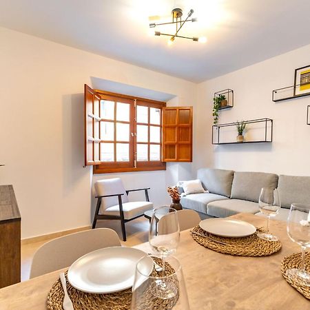 Charming 2 Bedroom Apartment At San Marcos Plaza By Ocityzen Sevilla Kültér fotó