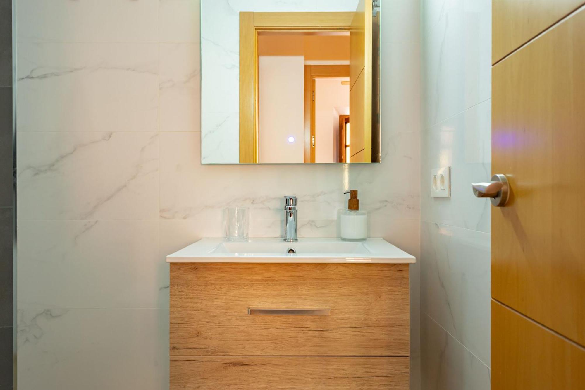 Charming 2 Bedroom Apartment At San Marcos Plaza By Ocityzen Sevilla Kültér fotó